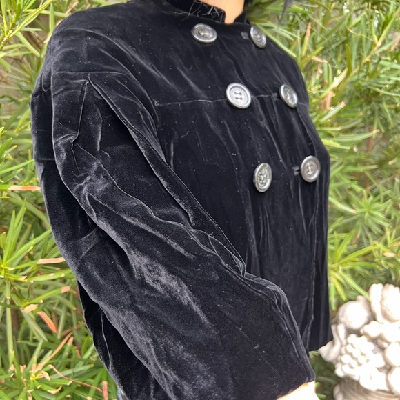 BCBGMAXAZRIA BLACK VELVET JACKET - Picture 6 of 8